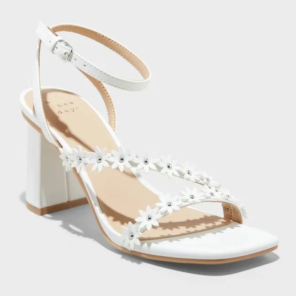 NWT a new day women’s shoes mirabel strappy heels